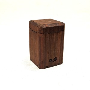 Box 558 teak